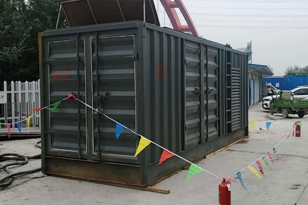 成华发电机租赁空气滤清器多久更换一次？