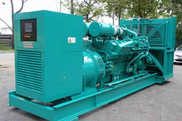 成华柴油发电机组电压不稳定怎样维修？