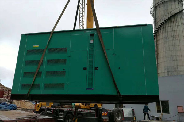 成华柴油发电机组的保养周期？