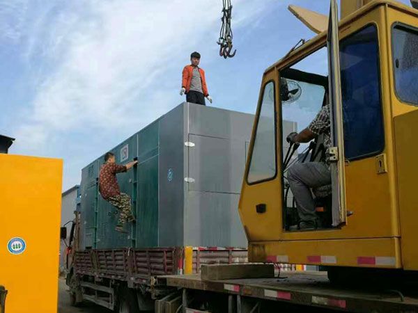 成华更换水冷式机油散热器密封件的操作流程是怎样的？